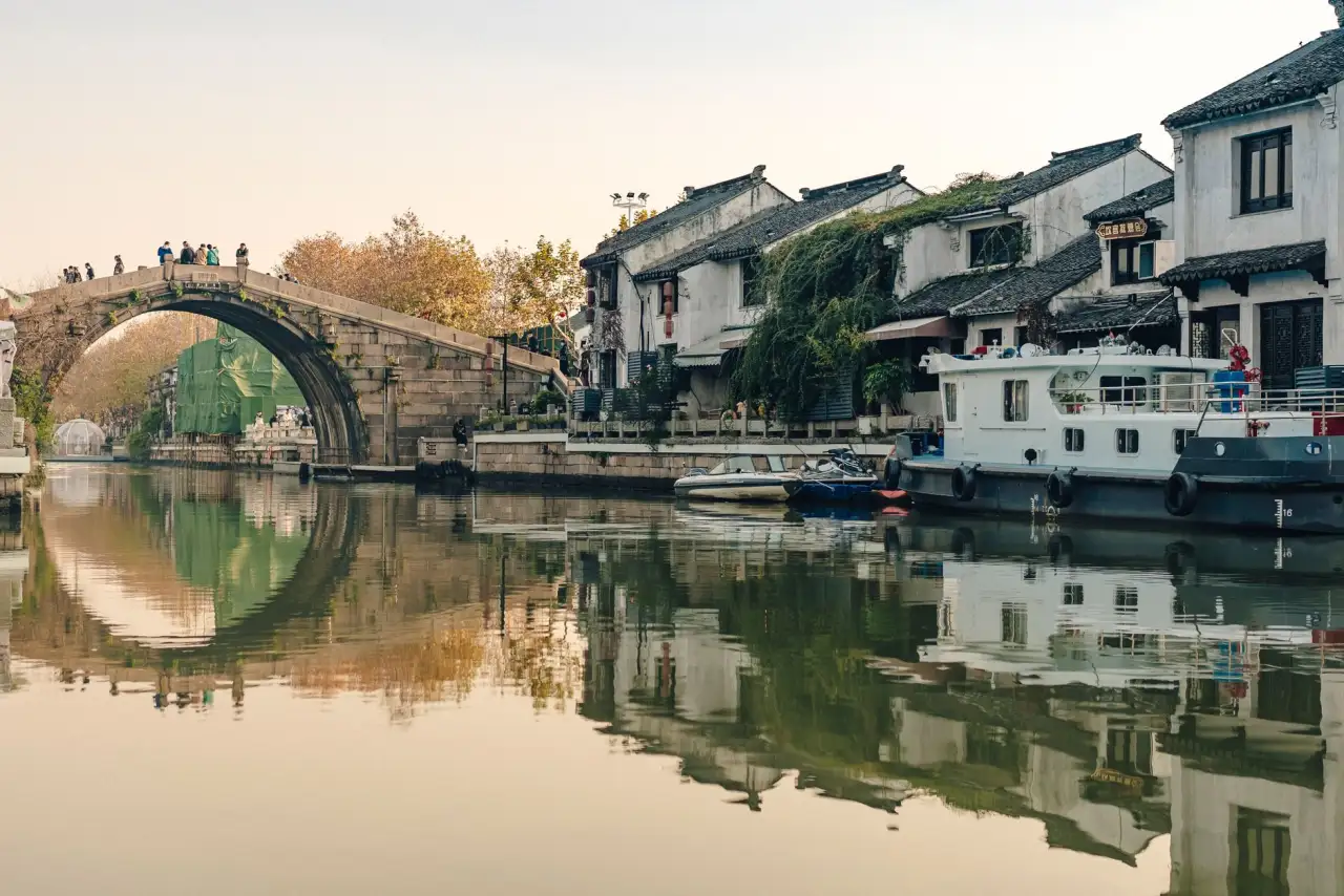扬州瑞可汽车销售服务：新车交付前多维度质检流程解析