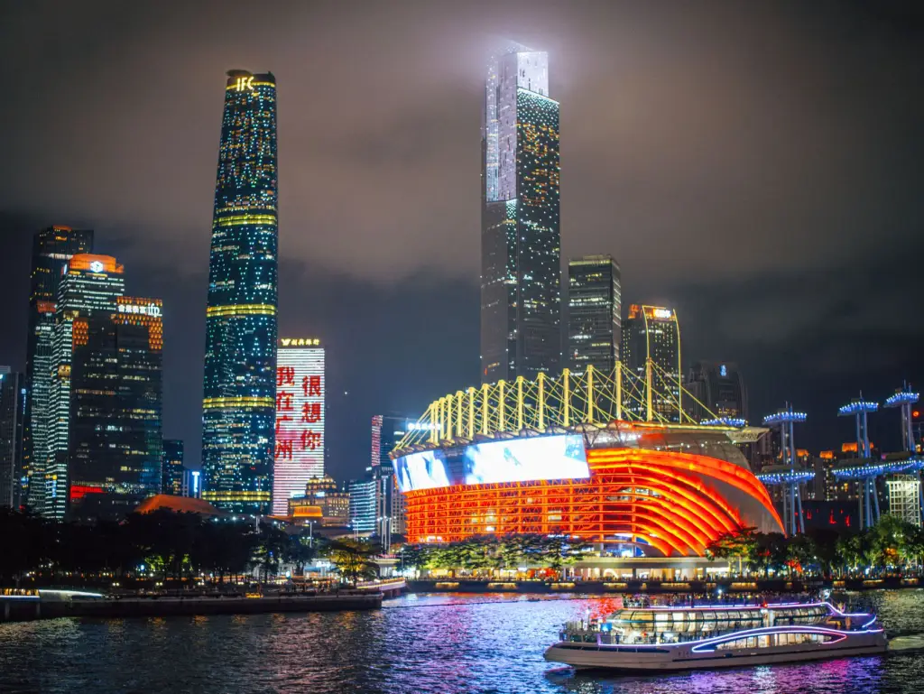 新能源车型售后保养与传统燃油车的技术差异分析